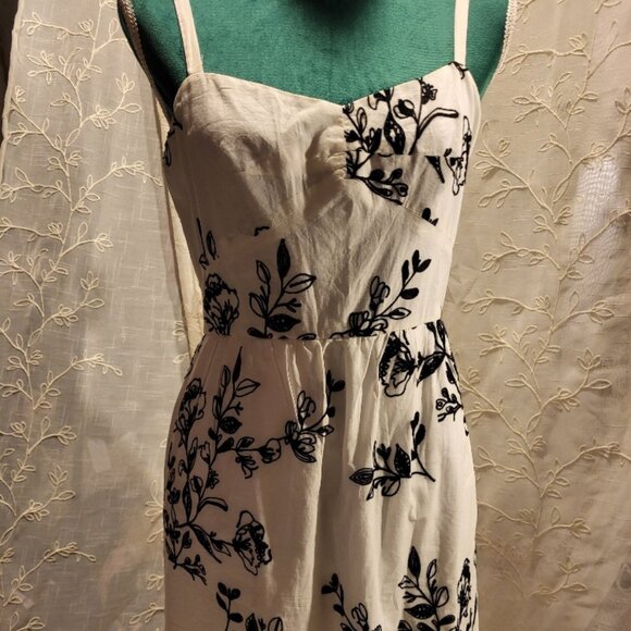 JCrew Women's Embroidered Sundress Off-White & Black 4 - Picture 2 of 11